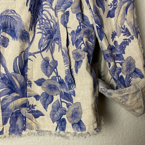 Tommy Bahama Women's Jacket Button Front Floral Print - Picture 3 of 7